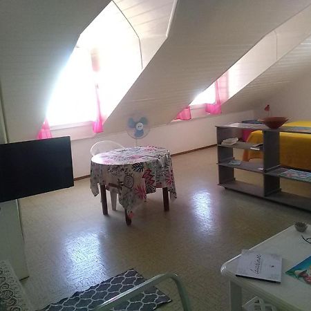 Studio 2-Eme Etage Coeur De Saint-Francois المظهر الخارجي الصورة